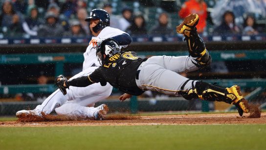 Williams welcomes all after another 10-inning W taken in Detroit (Courtesy of StepOutside.org)