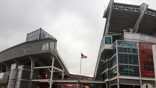 Latest Cleveland weather forecast not as dire taken in Cleveland (Steelers)