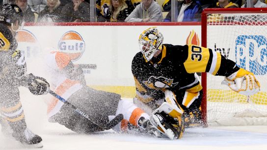 Murray out with apparently serious leg injury, so it's Jarry's turn taken at PPG Paints Arena (Penguins)