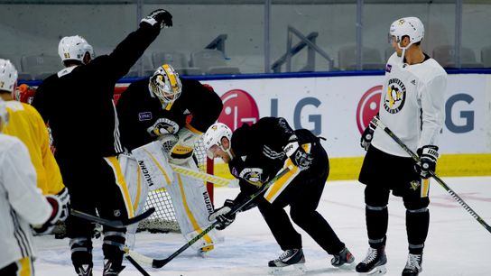 Hornqvist's got no goals, equal amount of worries taken in Toronto (Courtesy of Point Park University)