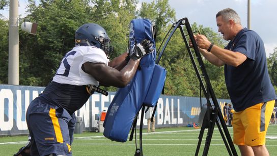 West Virginia O-line carrying more weight taken in Morgantown, W.Va. (zColumns)