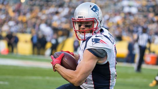 Drunken Edelman arrested after jumping on car taken in Miami (Courtesy of Mike's Beer Bar)