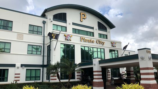 Pirates' medical staff to players: 'Stay home' taken on the North Shore (Pirates)