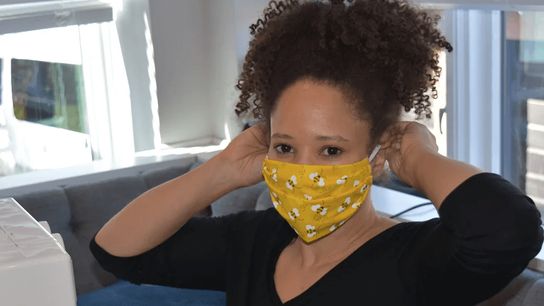 Tomlin's wife Kiya makes masks for hospitals taken on the North Shore (Steelers)