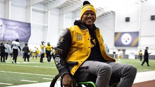 Friday Insider: Shazier gives us all hope taken in Minneapolis (Courtesy of Point Park University)
