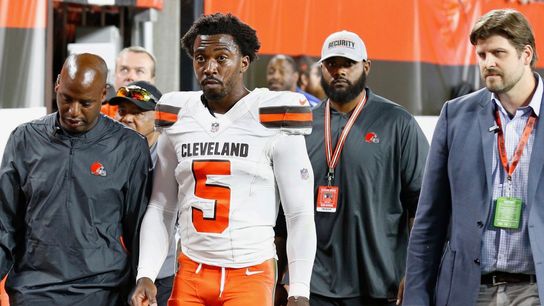 Browns' Taylor hurts left hand but returns taken at Highmark Stadium (Steelers)