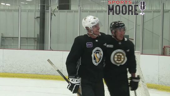 Video: Crosby, Marchand team up in scrimmage taken at PPG Paints Arena (Courtesy of Point Park University)
