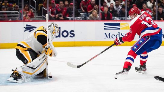 Murray saves Penguins, smothers Capitals, 4-3 taken in Washington (Penguins)