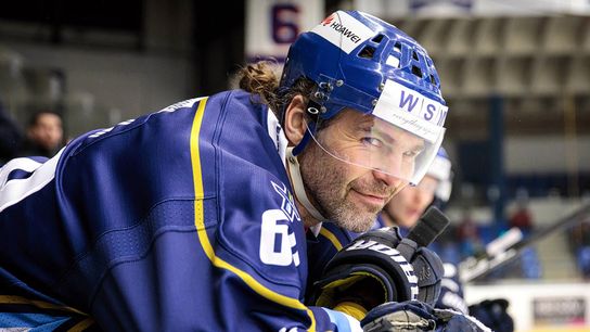 Jagr to play 30th pro season in Kladno taken at Highmark Stadium (Penguins)