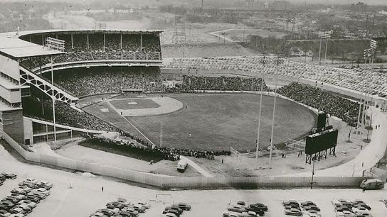 Buried Treasure: When the Pirates traded schedules taken at Highmark Stadium (Pirates)