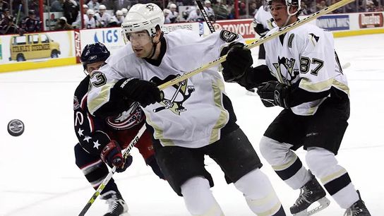 Satan, Palffy named to IIHF Hall of Fame taken at Highmark Stadium (Penguins)