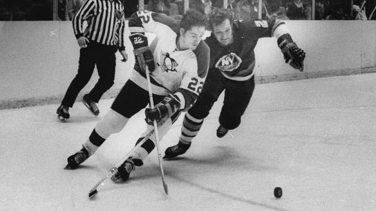 Buried Treasure: Polis preserves Penguins' playoff position taken at Highmark Stadium (Penguins)