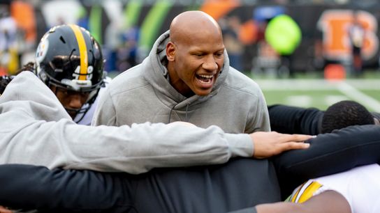 Shazier 'definitely' wants to play football taken at Highmark Stadium (Steelers)