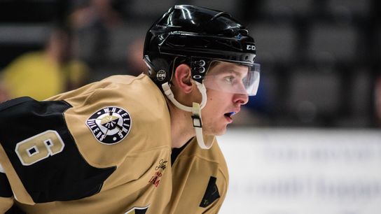 Wheeling Watch: Skudalski uses his size taken at Highmark Stadium (Penguins)