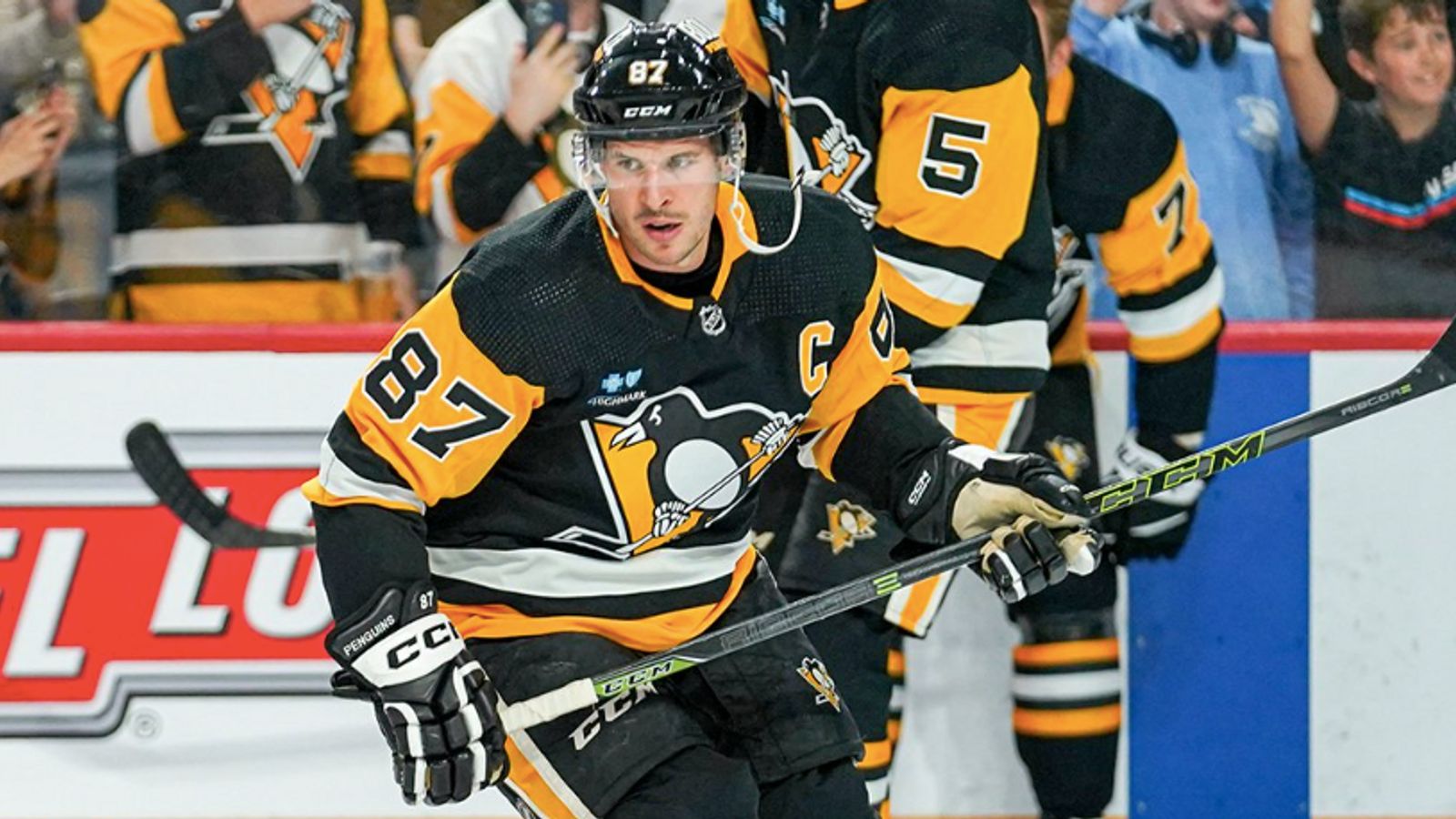 New faces, same expectations for Sidney Crosby, Pittsburgh Penguins