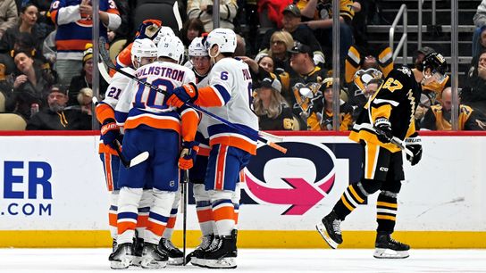 By Taylor Haase: Penguins 'beat ourselves' in streak-snapping loss to Islanders at Uptown