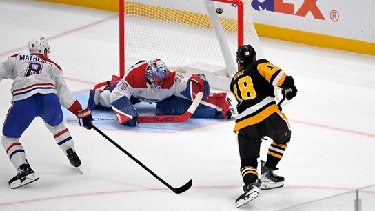 Novak, Malkin, Chinakhov 'really dangerous again' taken Uptown (Feed Article). Photo by CHARLES LECLAIRE / REUTERS