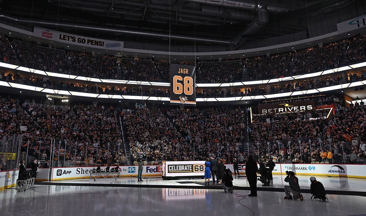 Jaromir Jagr's banner raised to the PPG Paints Arena rafters on Sunday Jaromir Jagr's banner raised to the PPG Paints Arena rafters on Sunday